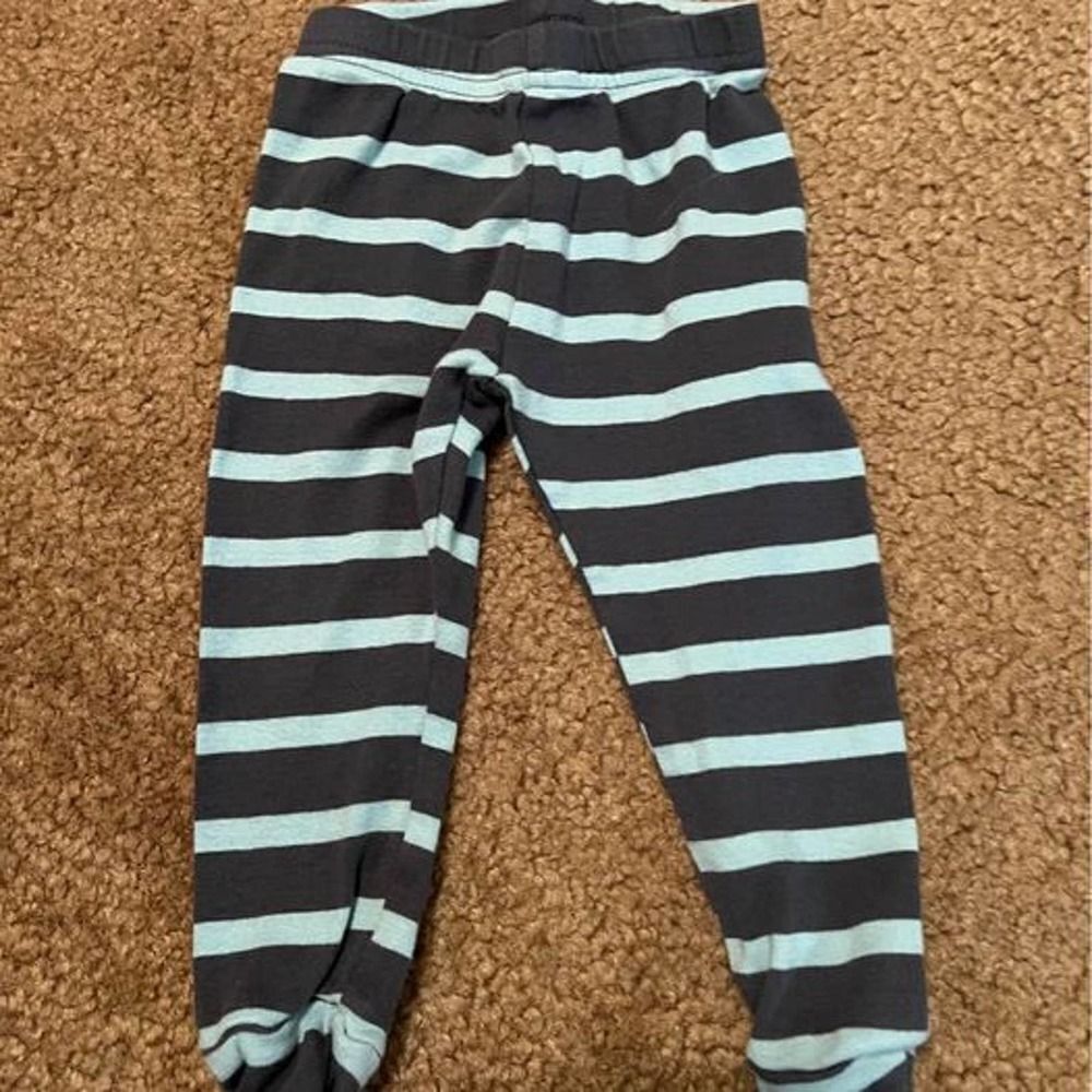 6 Piece Baby Boys Bundle of Pants • Just one you by Carters • Sz 12m - Picture 6 of 9